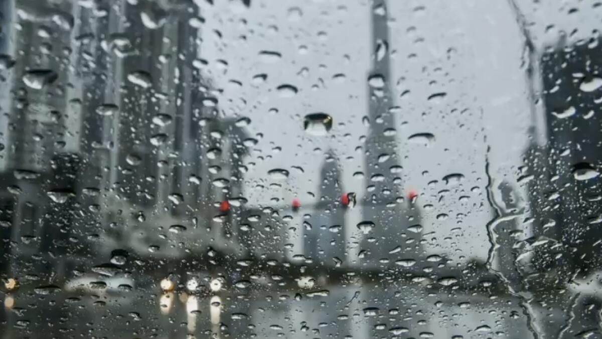 Commuters, UAE motorists, Rain