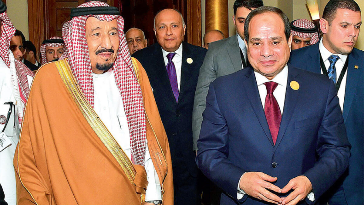 Saudi King Salman invites Egypts Sisi to visit Riyadh