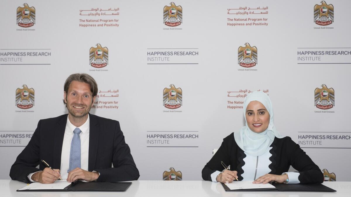 UAE minister launches happiness seminars for govt sector