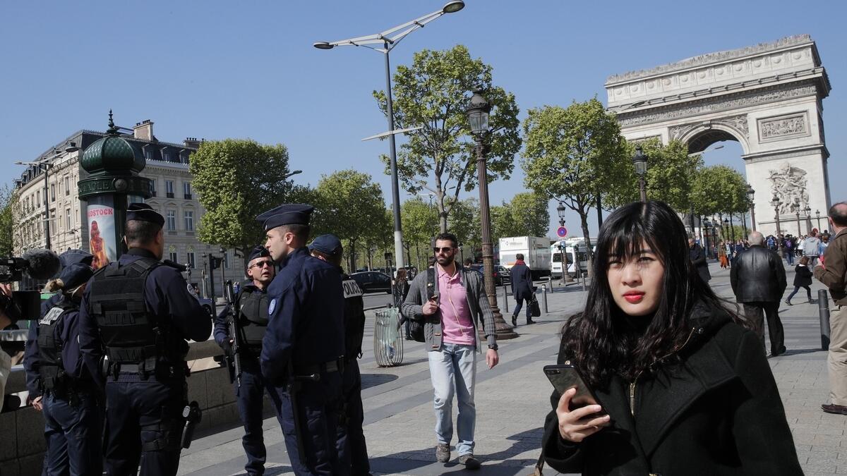 French police arrest two women on links with terrorism