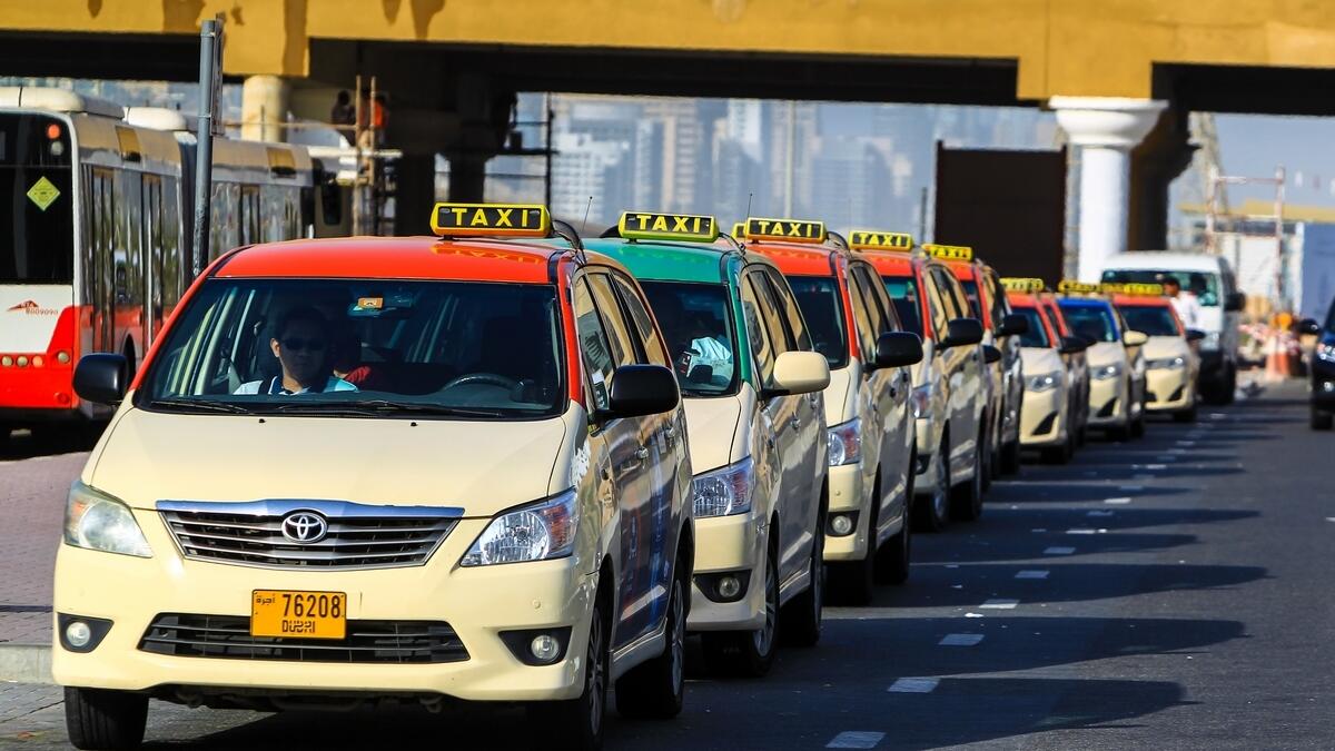 Complaints against taxis in Dubai drop by 86%