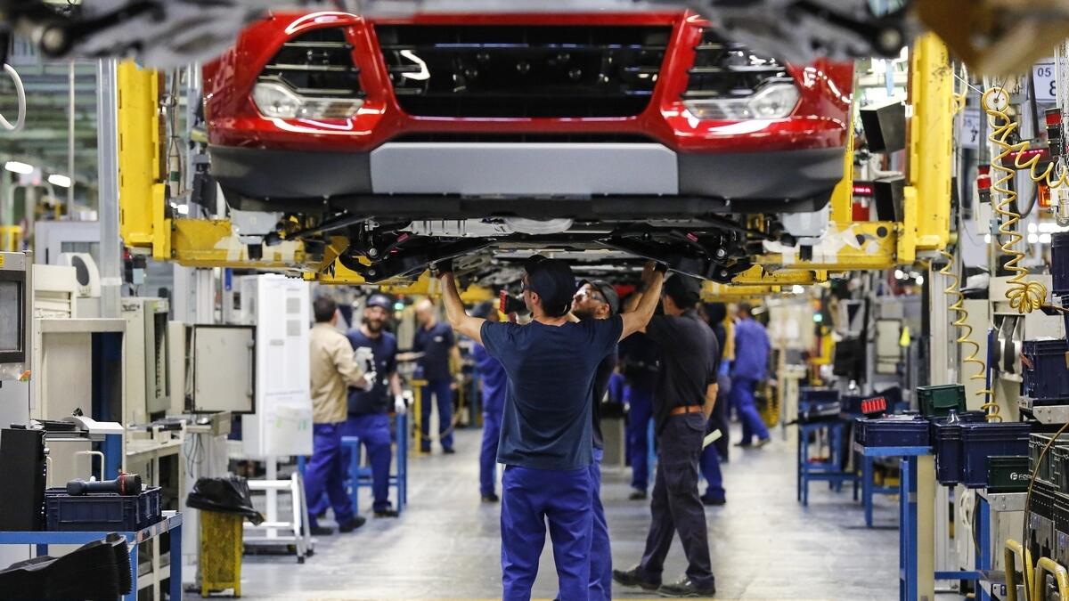 Ford to axe thousands in North America and Asia