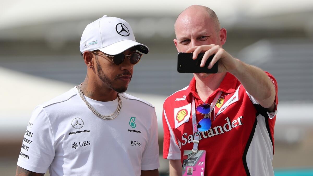 Hamilton and Vettel pay tribute to Fangio 