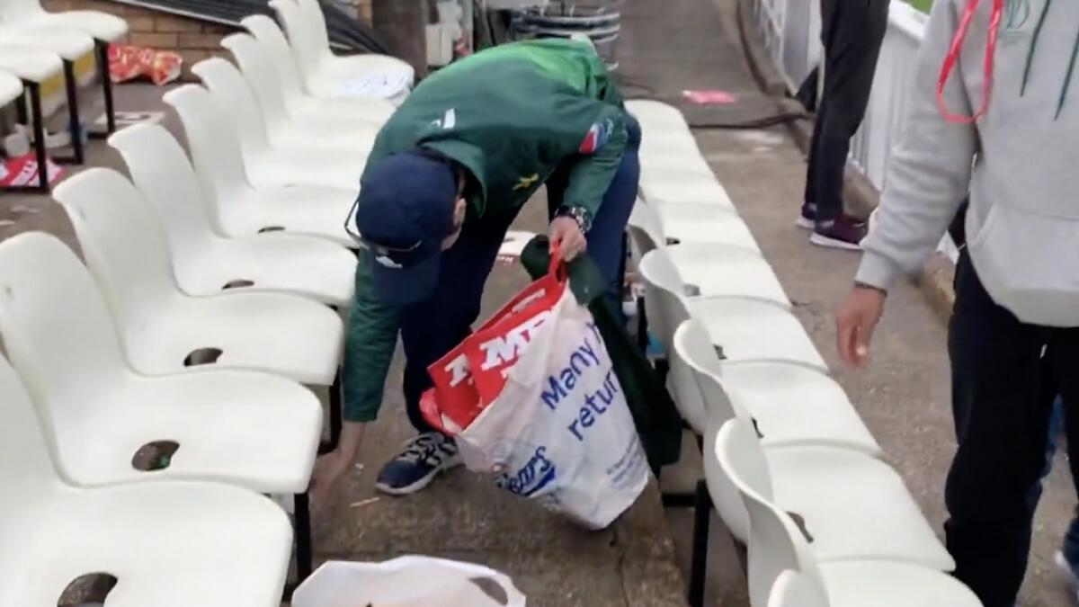Video: Pakistani fans clean stadium stands post New Zealand win