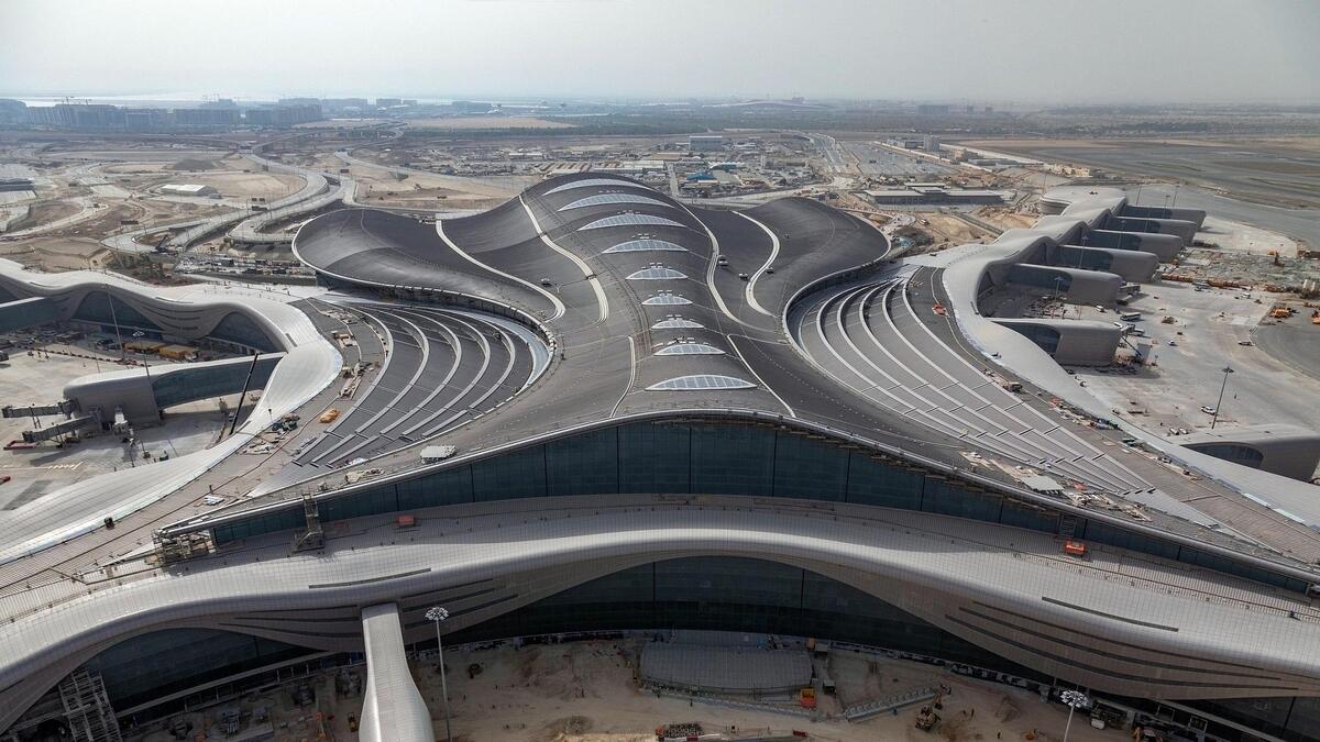 800 people, 2 Etihad jets take part in Abu Dhabis Midfield terminal trial run