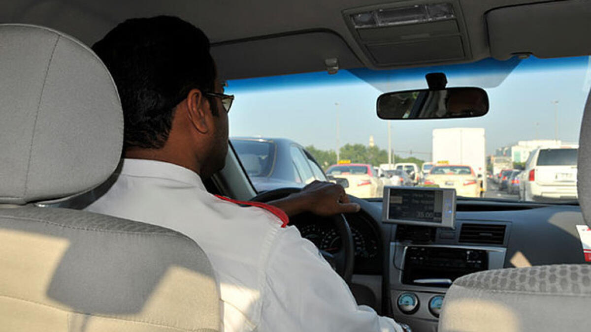Dubai tests affordable taxi service