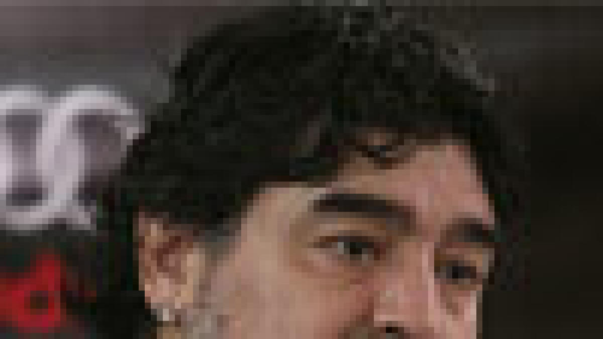 Maradona eyes more changes