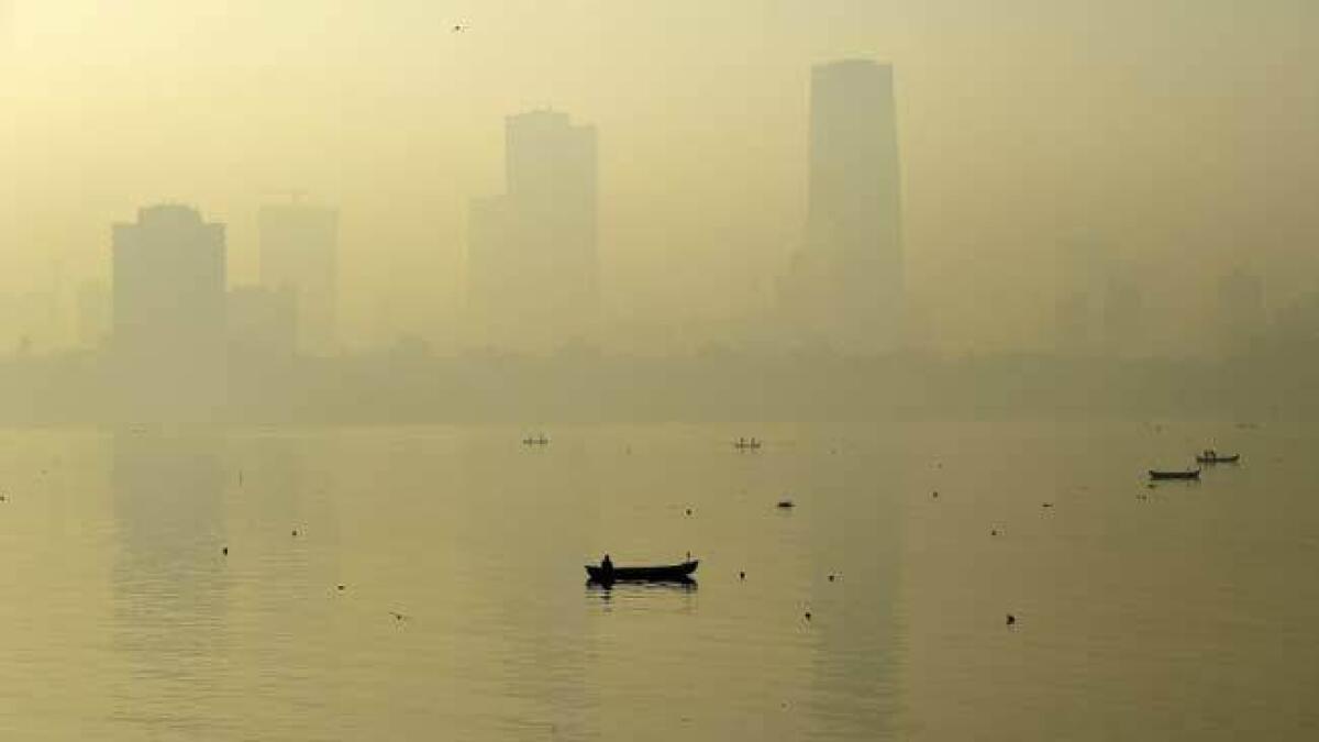 Toxic smog chokes Mumbai after another key fire at Deonar dump