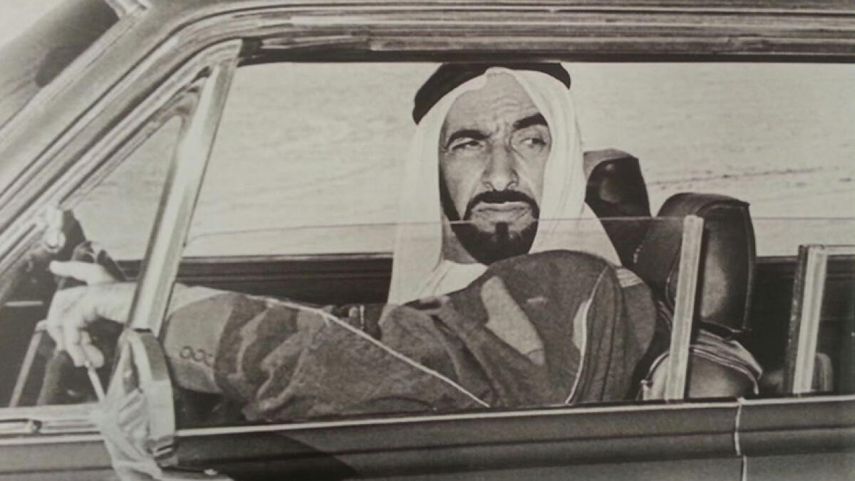 Book to chronicle Sheikh Zayeds cars 