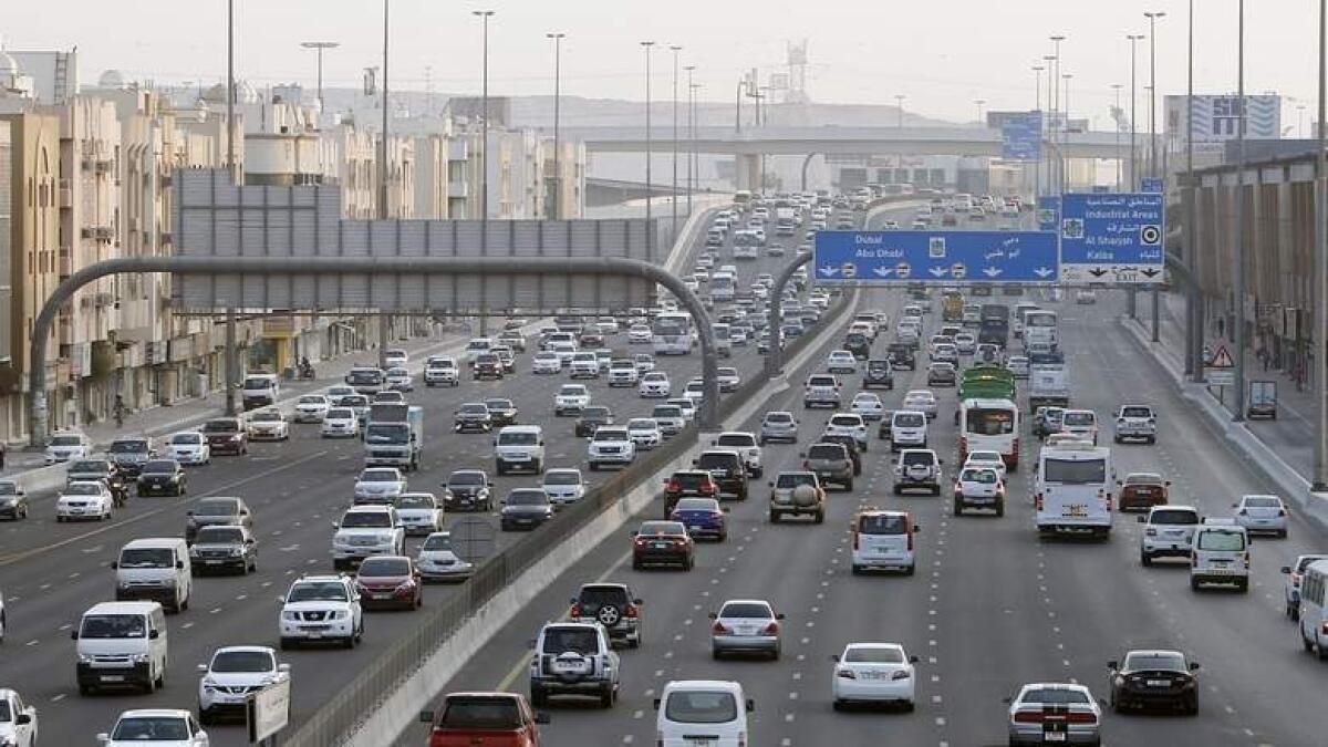UAE Ministry plans six emergency points along federal roads
