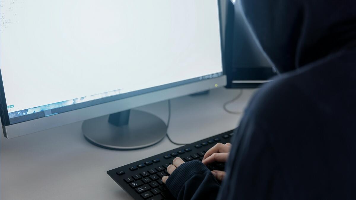 Dubai Police get 9,000 cybercrime, hacking reports via website