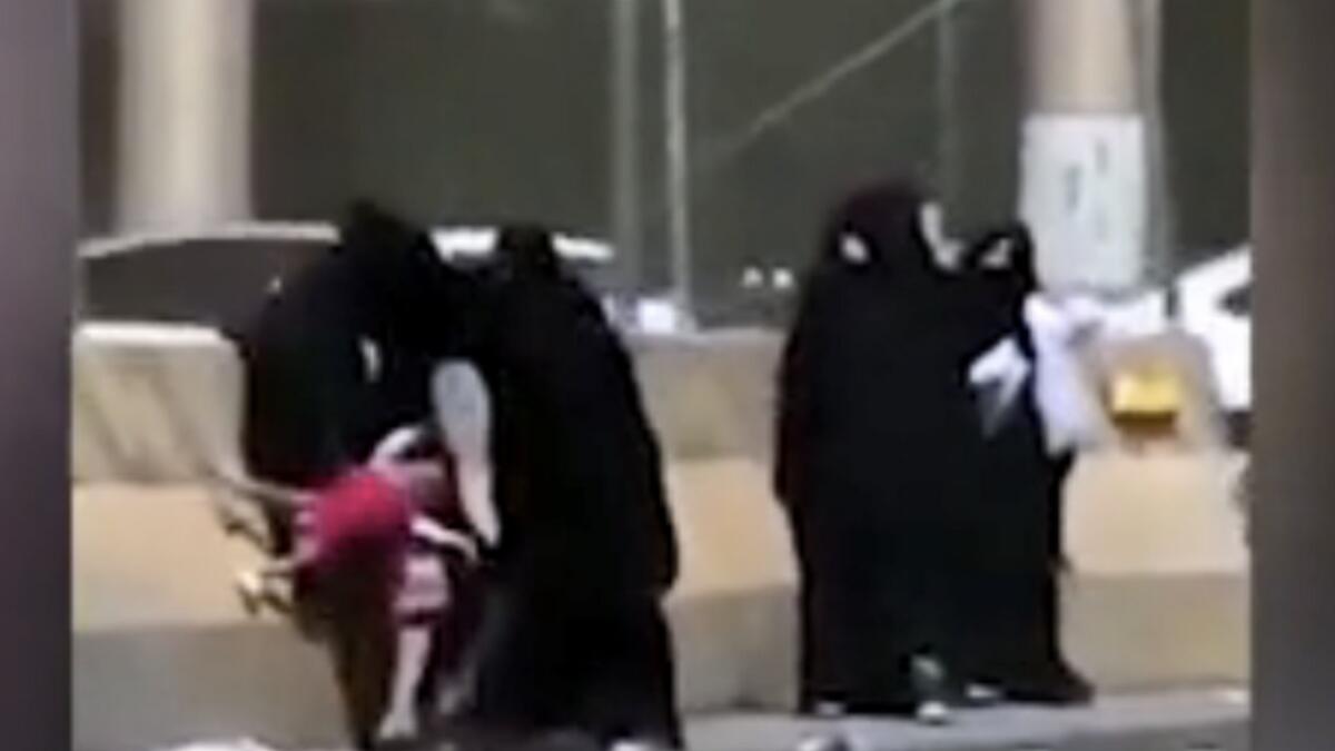 Shocking video of Saudi women fighting on roadside goes viral