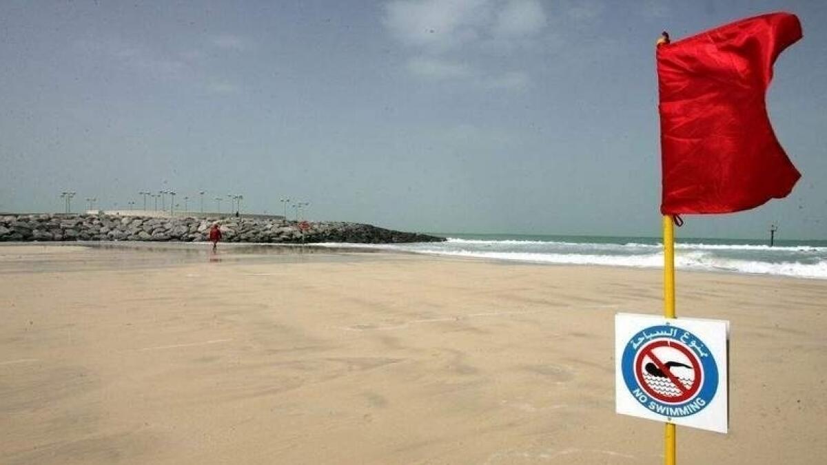 rough sea, waves, UAE weather, NCM, alert