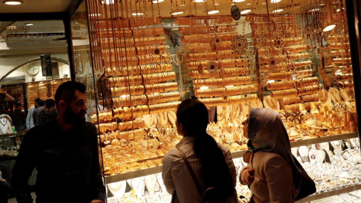 Dubai gold set to rise further on weaker dollar, here at todays rates 