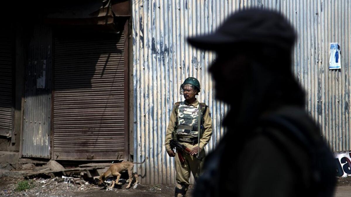 Unidentified gunmen kill civilian in Kashmir