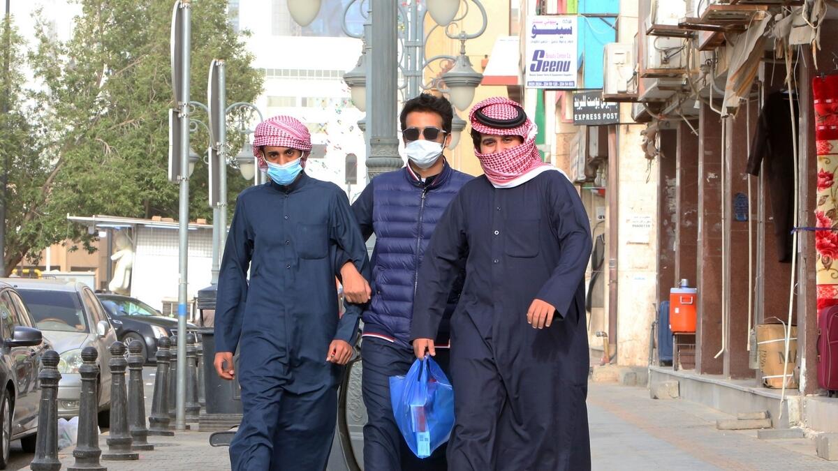 Avoid, unwarranted, virus panic, UAE, tells, residents