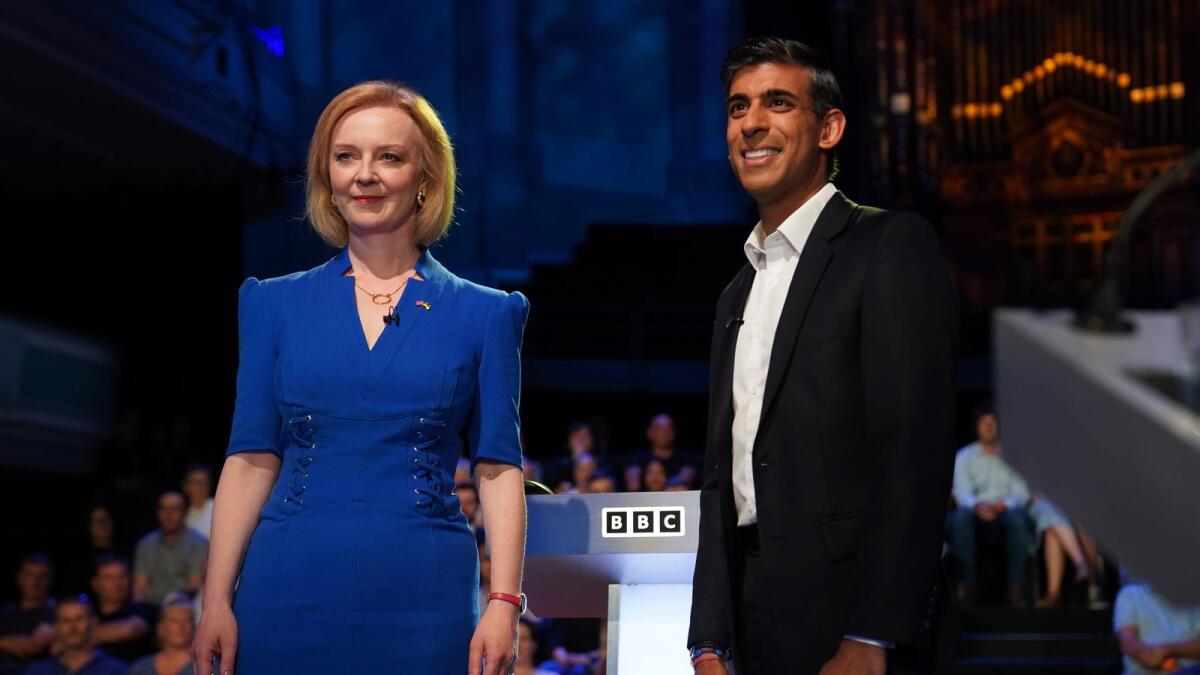 Britain's Foreign Secretary Liz Truss (L) and former chancellor to the exchequer Rishi Sunak, contenders to become the country's next prime minister. Photo: AFP