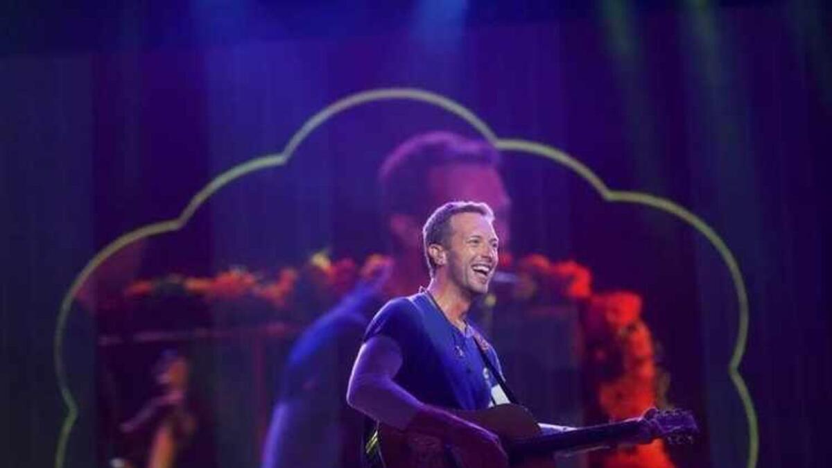 Chris Martin of Coldplay performs during the fifth annual Made in America Music Festival in Philadelphia, Pennsylvania, U.S. September 4, 2016. Photo: Reuters