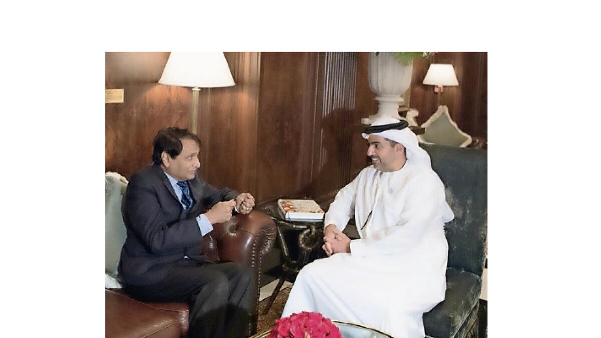 Sheikh Hamed bin Zayed Al Nahyan, Chief of Crown Prince’s Court, Abu Dhabi, and Suresh Prabhu, Indian Minister of Commerce, Industry and Civil Aviation.