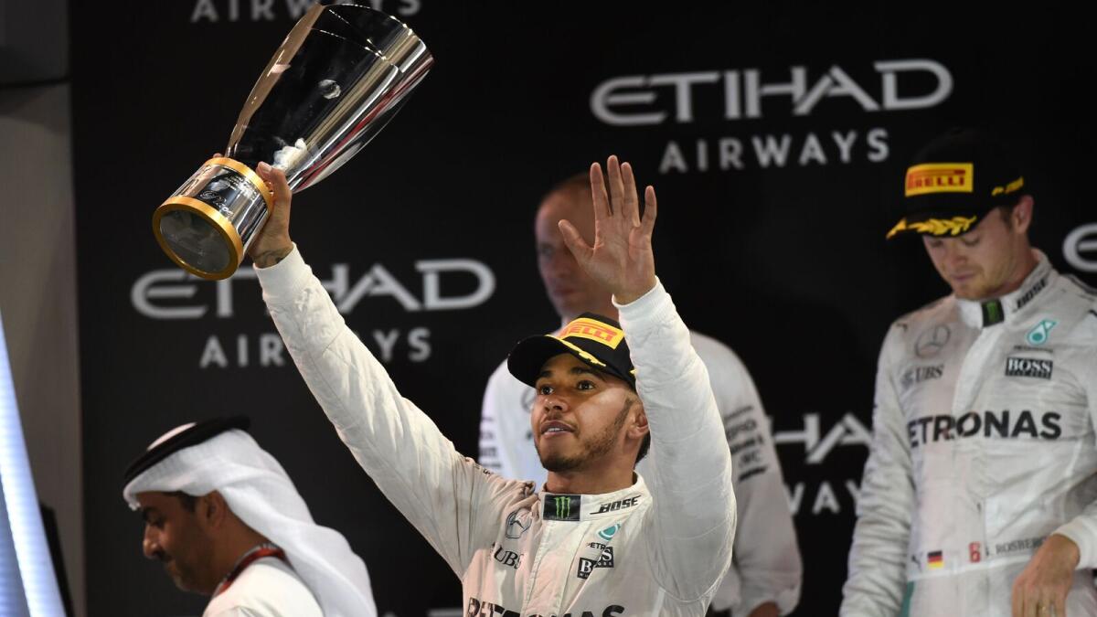 Hamilton wins Capital battle; Rosberg grabs maiden crown