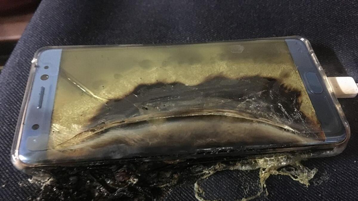 Samsung suspends Note 7 production after fresh explosions