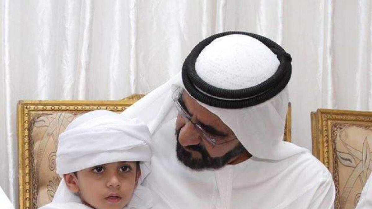 Shaikh Mohammed continues to offer condolences to martyrs families