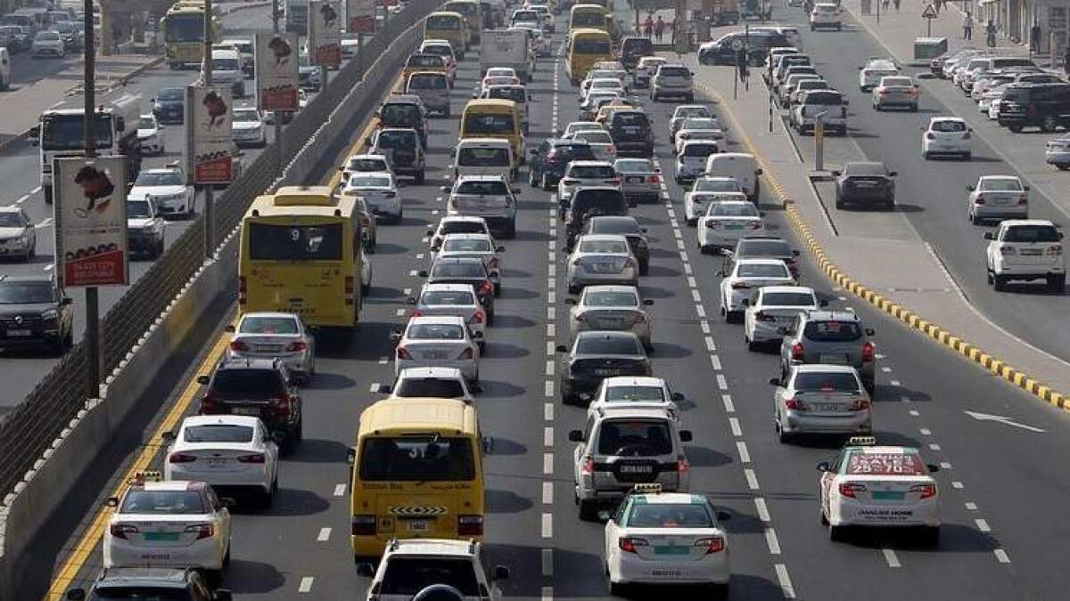 Multi-vehicle accident causes traffic in Dubai 