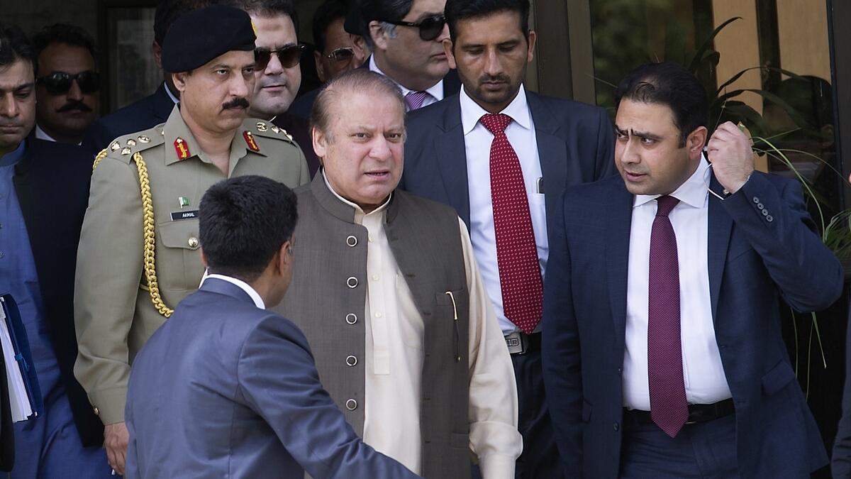 Pakistani Prime Minister Nawaz Sharif leaves the premises of Joint Investigation Team in Islamabad, Pakistan