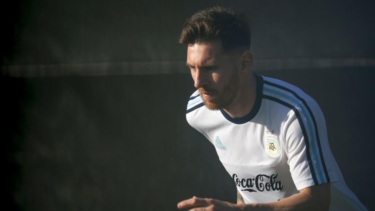Messi trains with team, targets Panama match