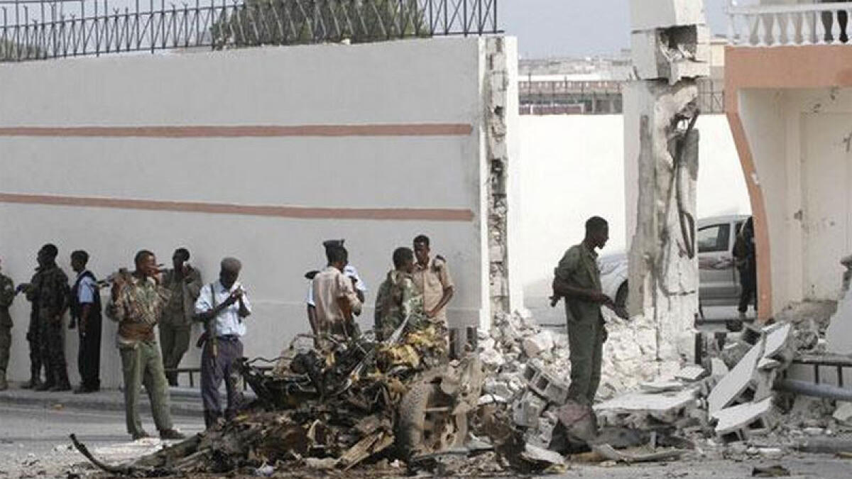 Suicide car bomb hits main Somali hotel, kills at least 4