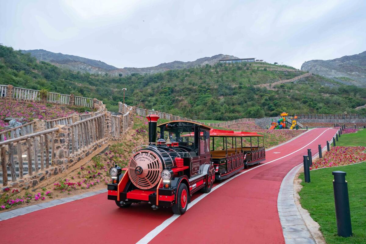 Train for tourists at Hanging Garden in Kalba. Photos: WAM