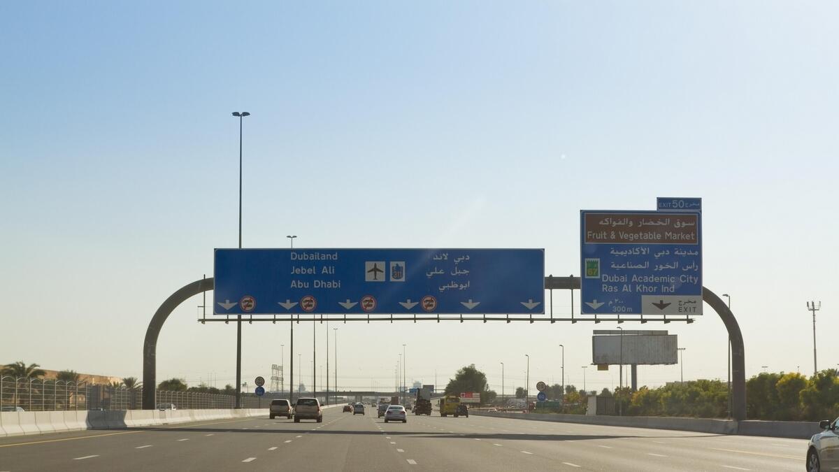 Dubai road accident, Sheikh Mohammed bin Zayed road, 8 killed in Dubai accident