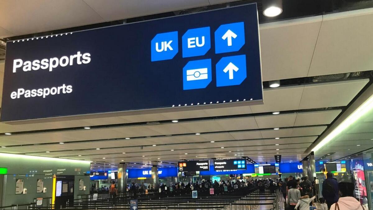 UK warns its citizens against travel to Pakistan