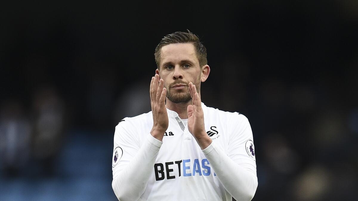 Sigurdsson passes medical, set for record move to Everton