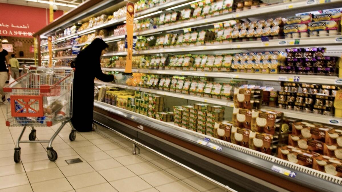 Combating coronavirus, covid19, Supermarket chains, continue, remain open, Dubai