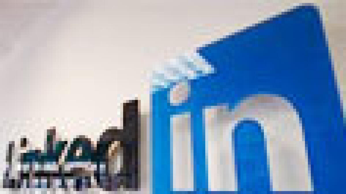 LinkedIn plans to go public in 2011