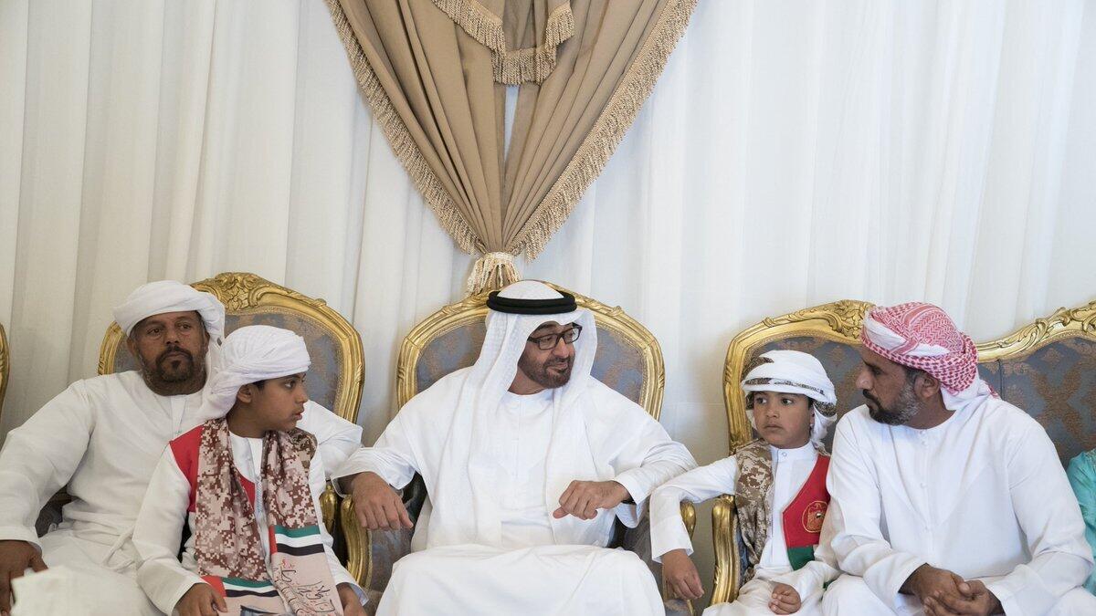 Mohamed bin Zayed offers condolences to martyrs family