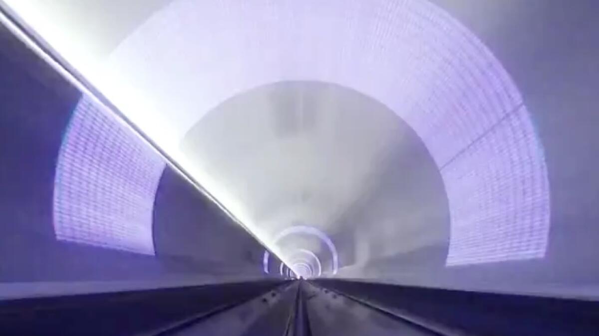 Video: First look at Dubai-Abu Dhabi hyperloop travel in 12 minutes
