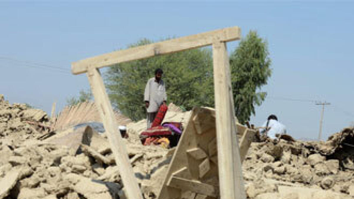 Pakistan expats fret over slow quake relief