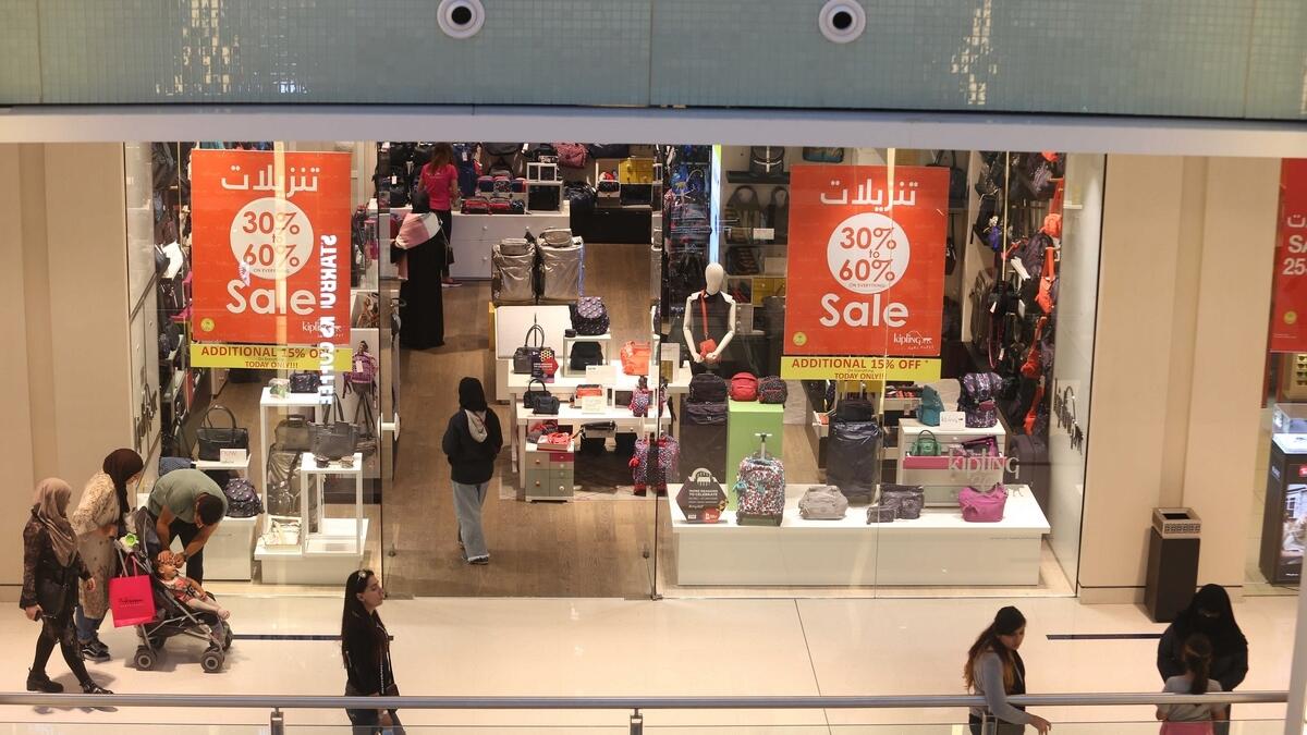 People shopping at the Dubai Mall.-Photo by Dhes Handumon/ Khaleej Times 