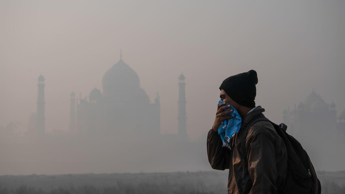 Taj Mahal, Delhi, air pollution, smog, even odd scheme 