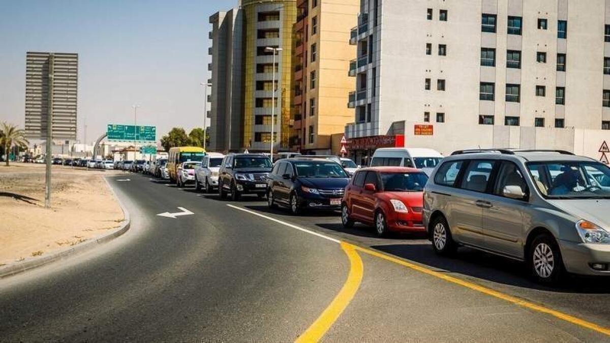 Man steals UAE car number plates, puts them on his car