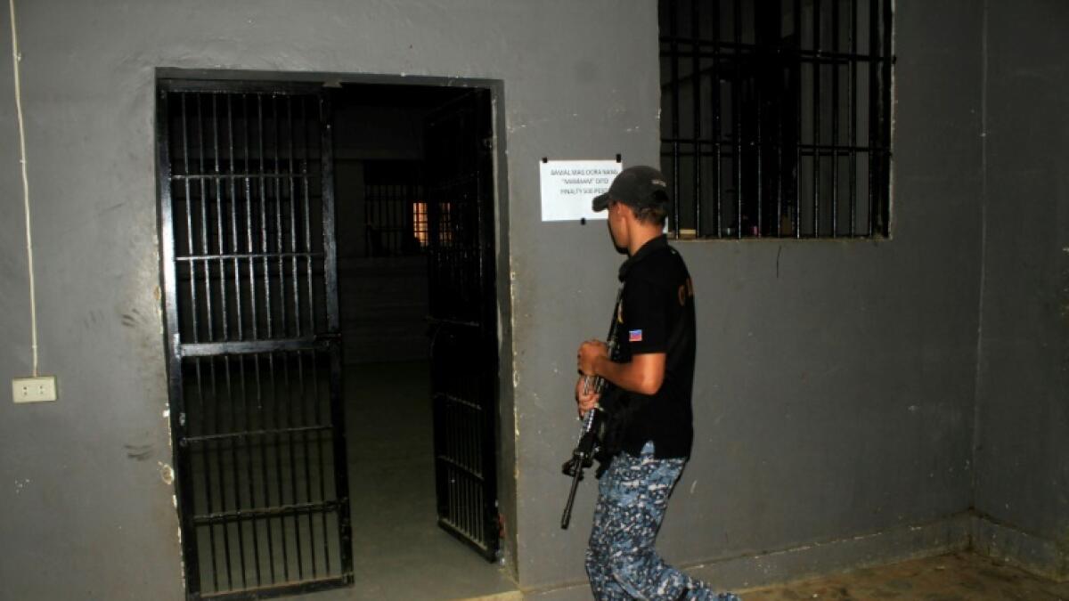 132 inmates escape as armed men attack Philippines jail