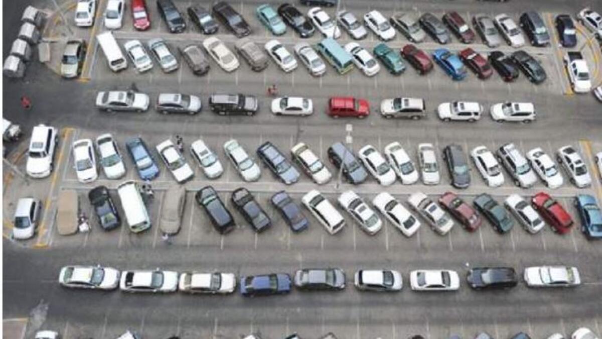 Sharjah to have 4,000 paid parking zones