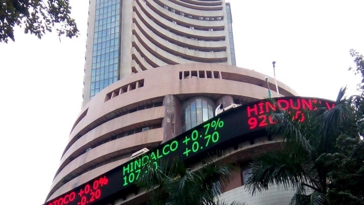 Sensex crosses 39,000 points after Modis resounding victory