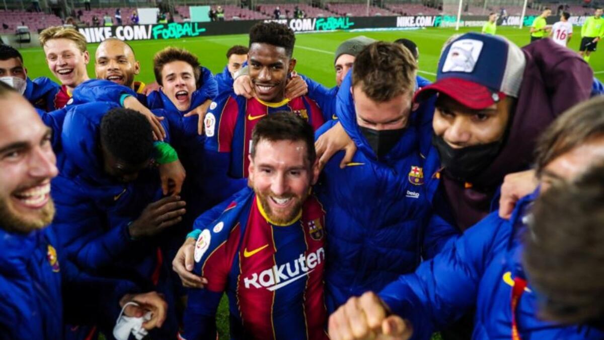 Barcelona players celebrate their stunning win. (FC Barcelona Twitter)