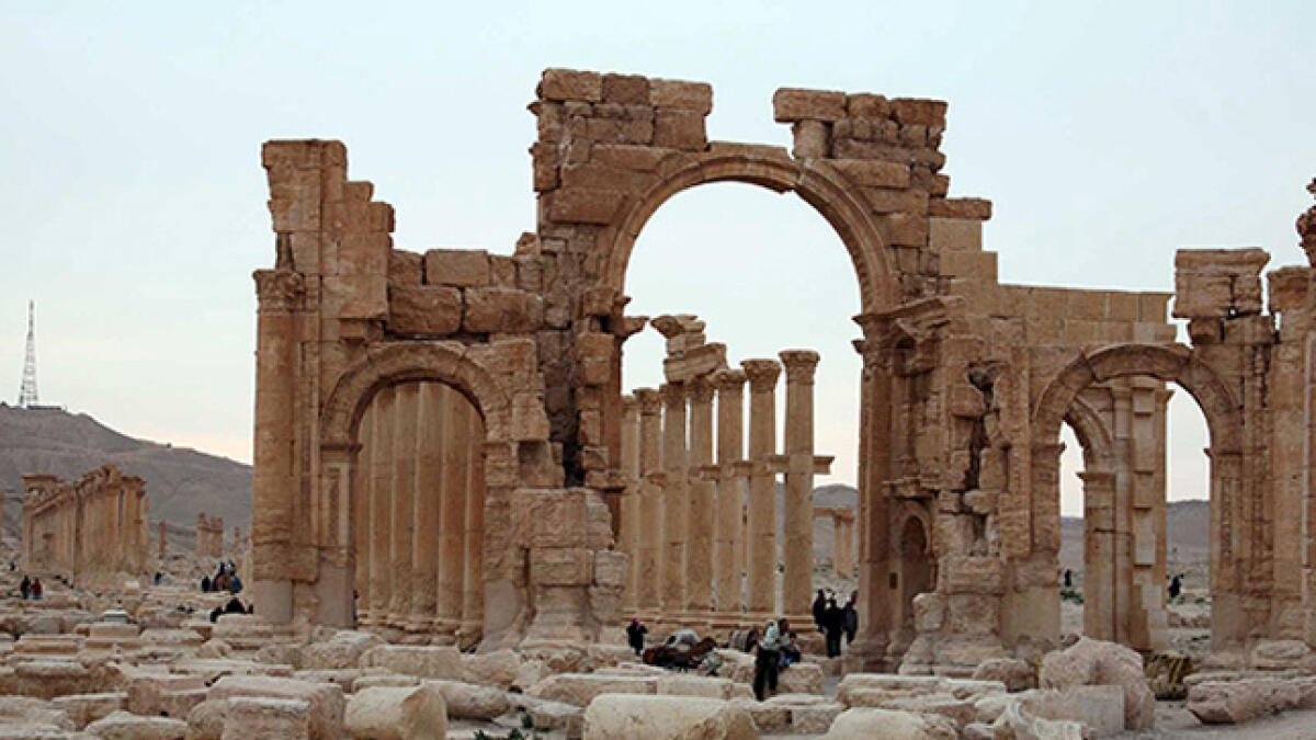 Daesh blows up 2 mausoleums in Syria’s Palmyra