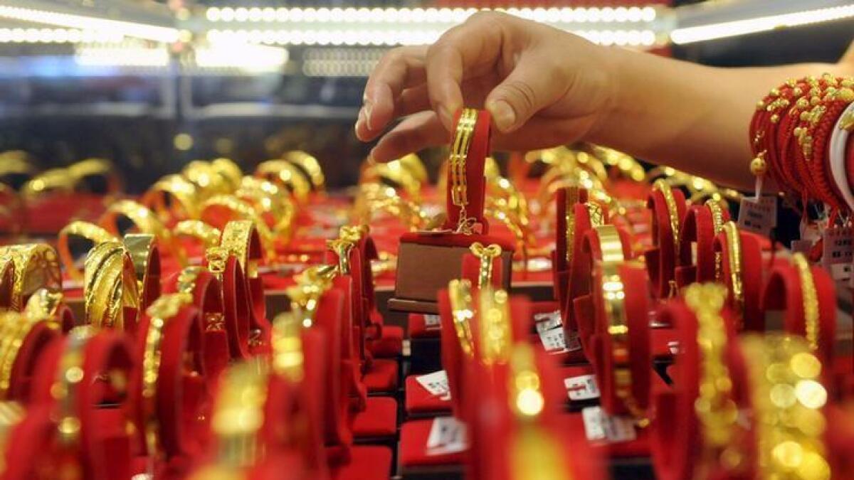 Dubai gold remains at Dh145.75. Which way will it move?