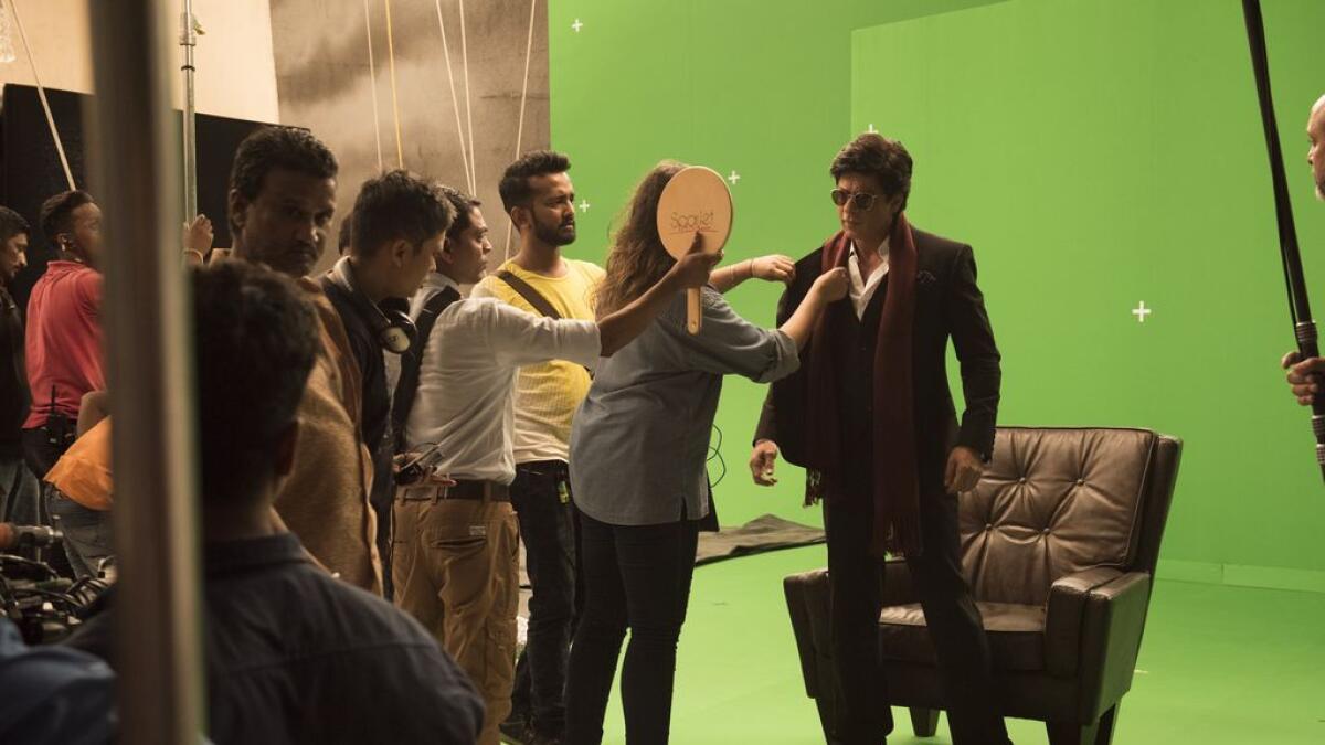 Shah Rukh Khan shoots for Dubais Bollywood theme park ride
