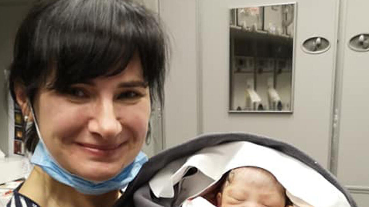 alena fedchenko, ukraine doctor delivers baby on flight